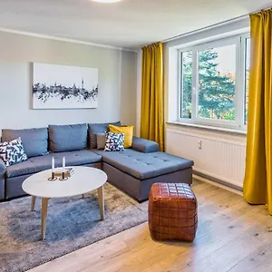New I Cozy I Netflix I Wlan I Near Airport , Dresden Deutschland