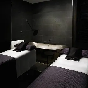 https://wellness-thai-spa.negombohotels.net